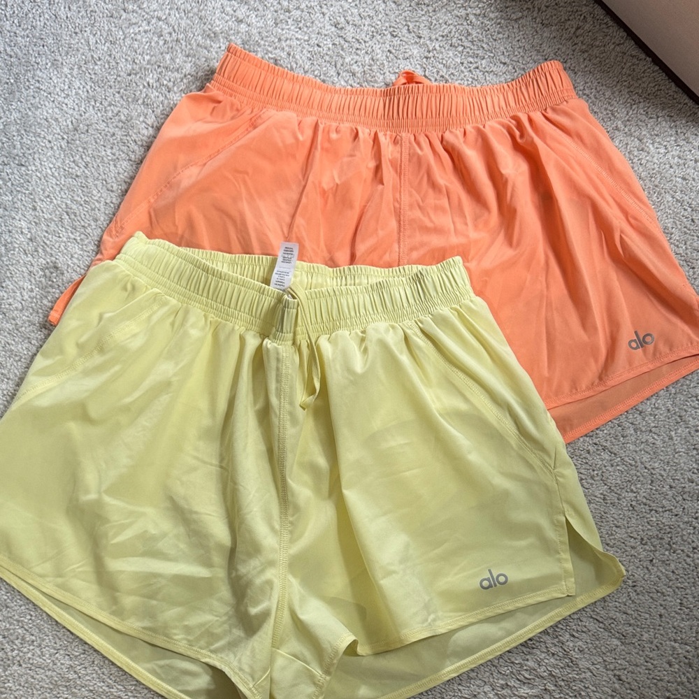 2 ALO shorts with liners